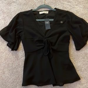 NWT Abercrombie black short sleeved blouse
